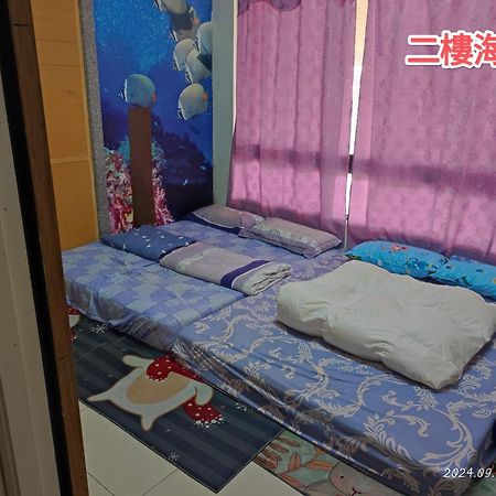 Dolphin Castle Bed and Breakfast Donggang Δωμάτιο φωτογραφία